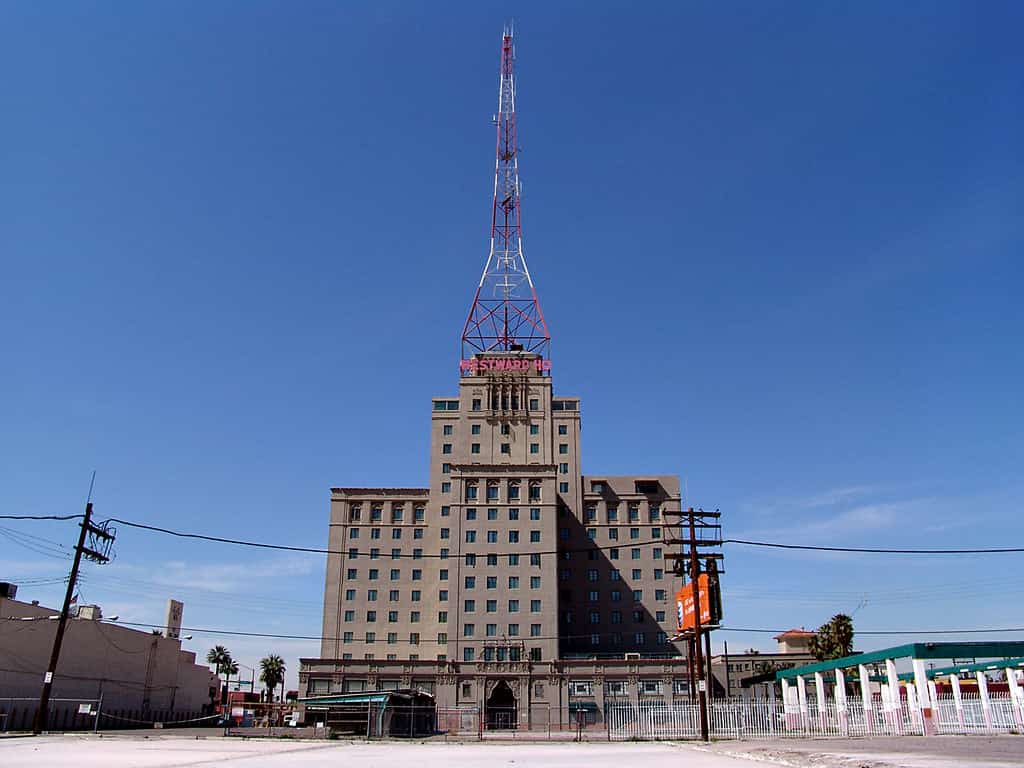 Hotel Westward Ho, a Phoenix landmark