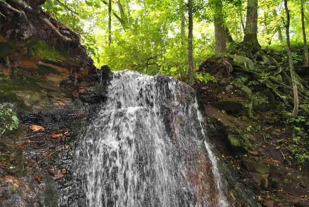 best waterfalls in wisconsin