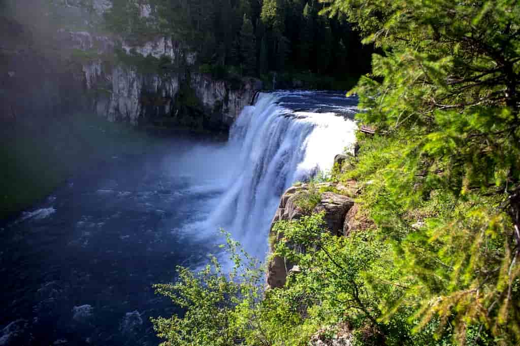  Waterfalls in Idaho