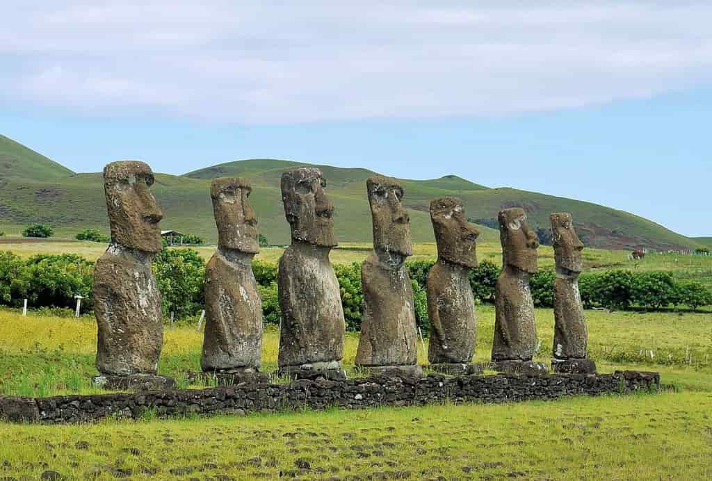 Best Time to Visit Easter Island
